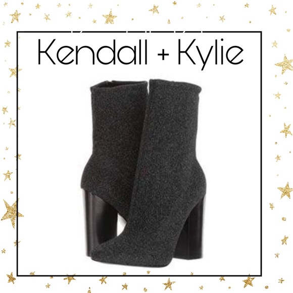 Kendall + Kylie Hailey4 Black Glitter Booties 11 - Picture 1 of 6